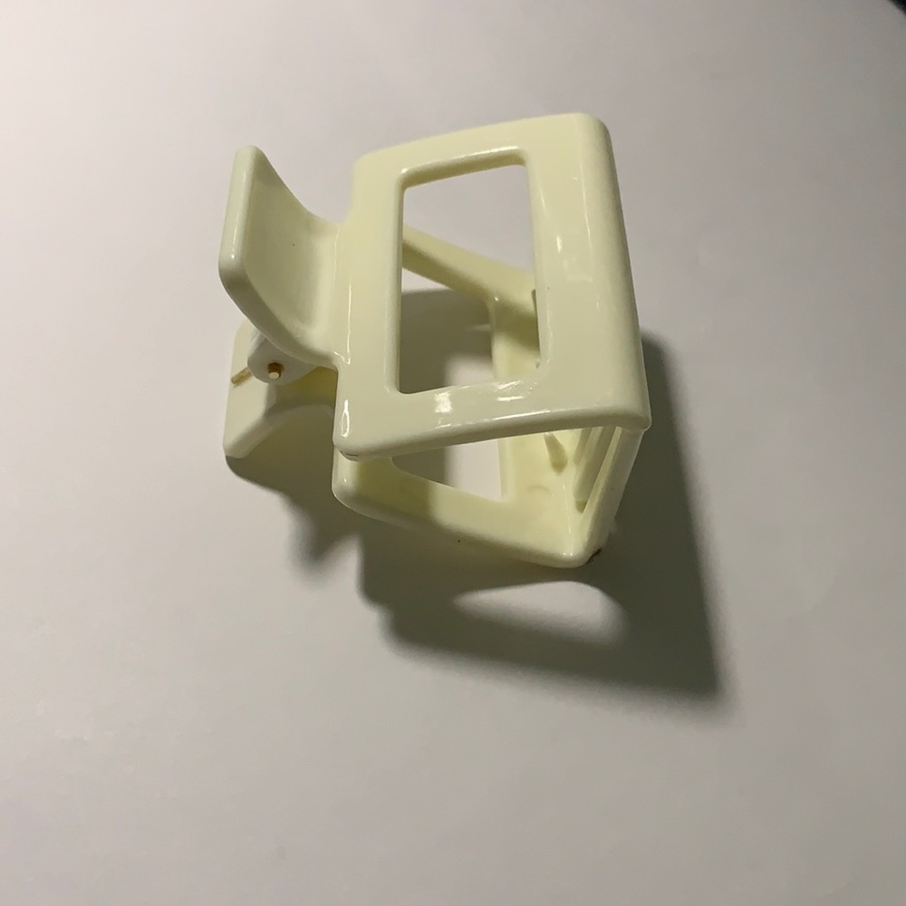 1PC Brand New Solid X-Small Hair Claw - Picture 3 of 6